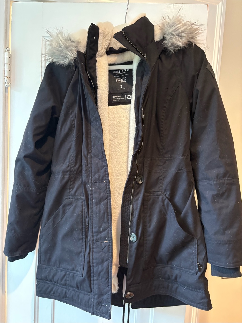 Hollister Black Hooded Puffer Parka with Cream Sherpa Lining